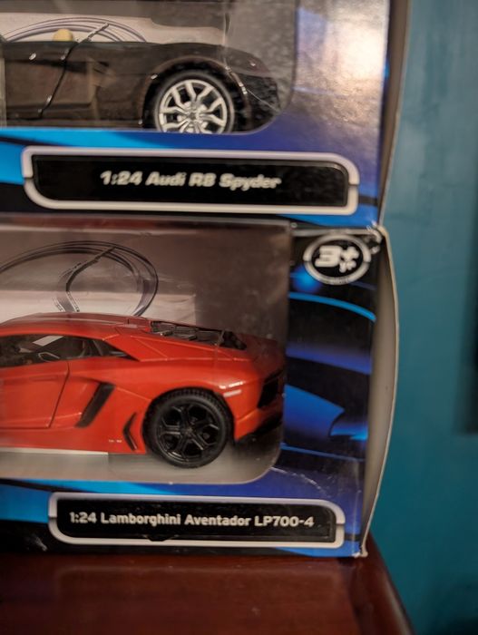 4 autka Maisto skala 1:24 nowe