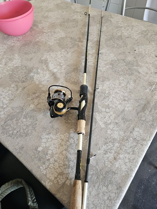 Vendo cana carrinho e amostras