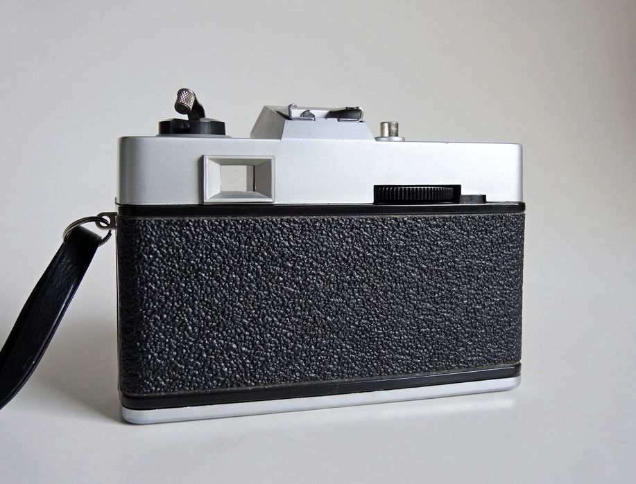 Вінтажна плівкова 35 мм камера Hodar