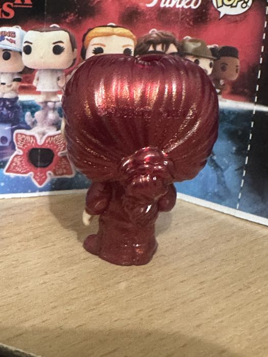 Stranger things kinder joy