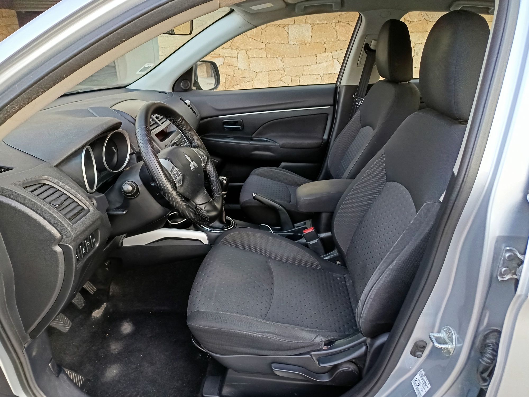 Mitsubishi ASX versão GAO - 1.8 DID (150cv)