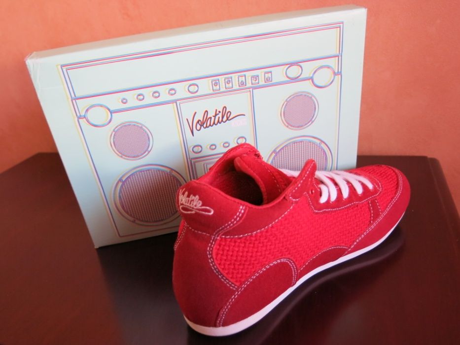 Легкі літні кросівки Volatile, p. 38, замша