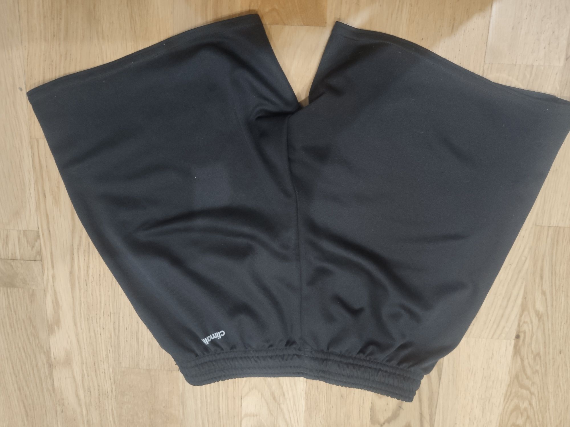 Spodenki sportowe adidas 140 cm