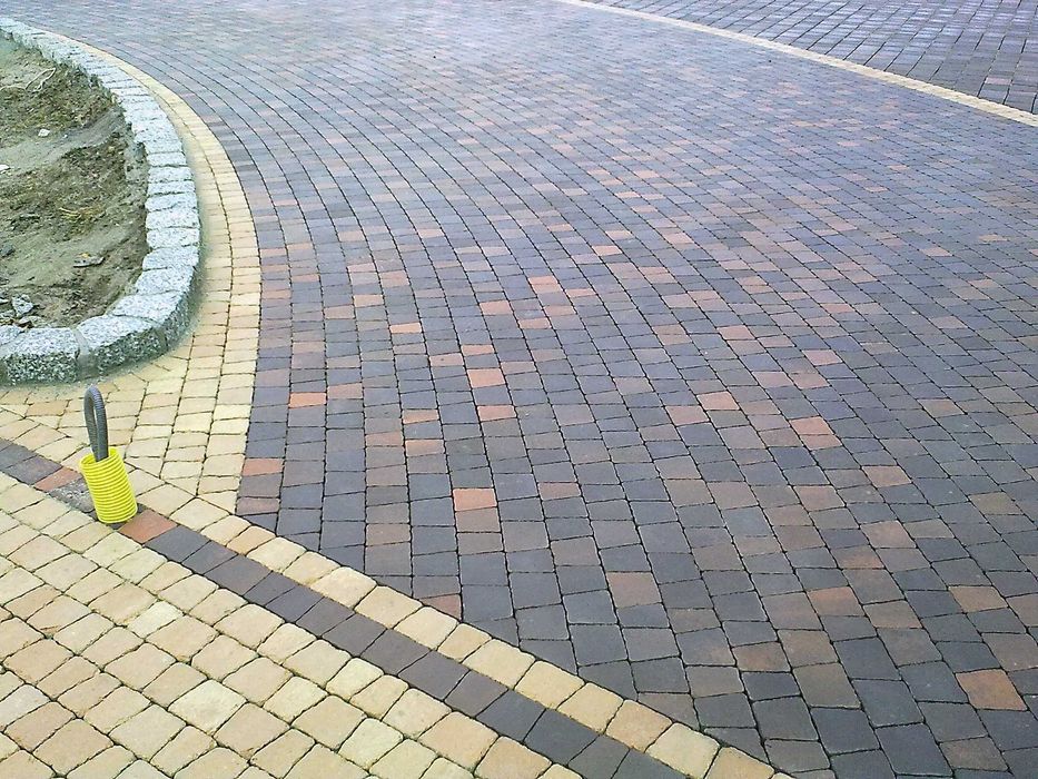 Układanie kostki brukowej, brukowanie, aranżacja ogrodów.