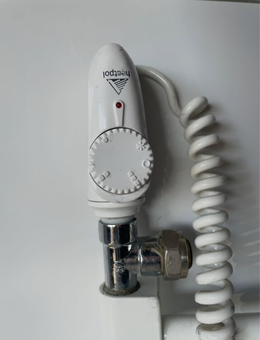 Радіатор-сушка для рушників комбінована, електричний + водяний