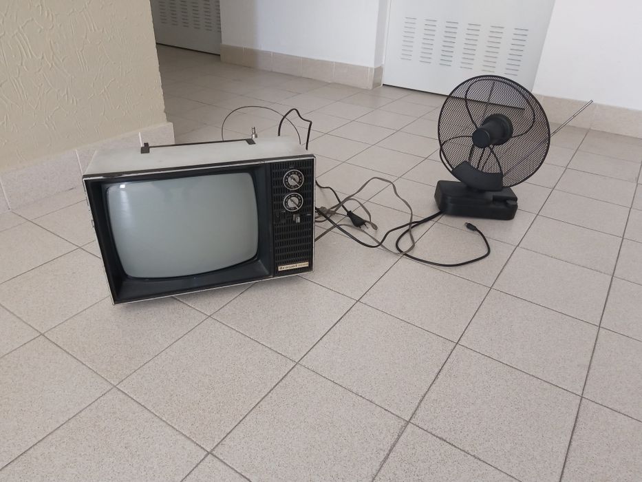 Televisão antiga