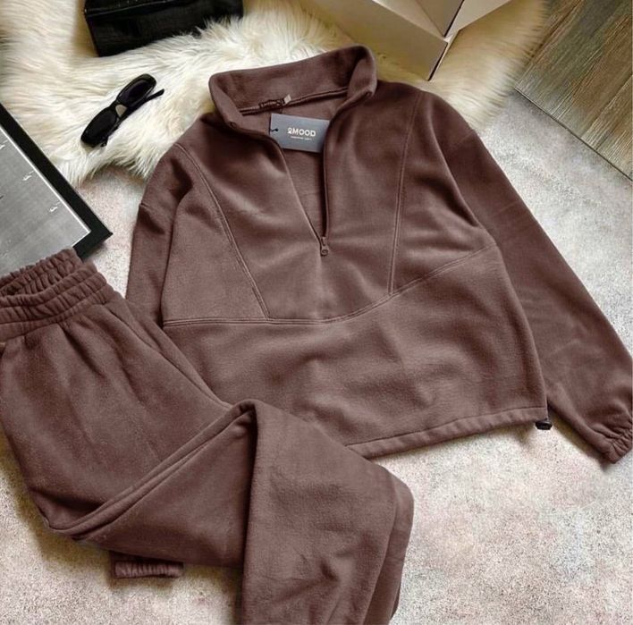 Шоколадний флісовий костюм