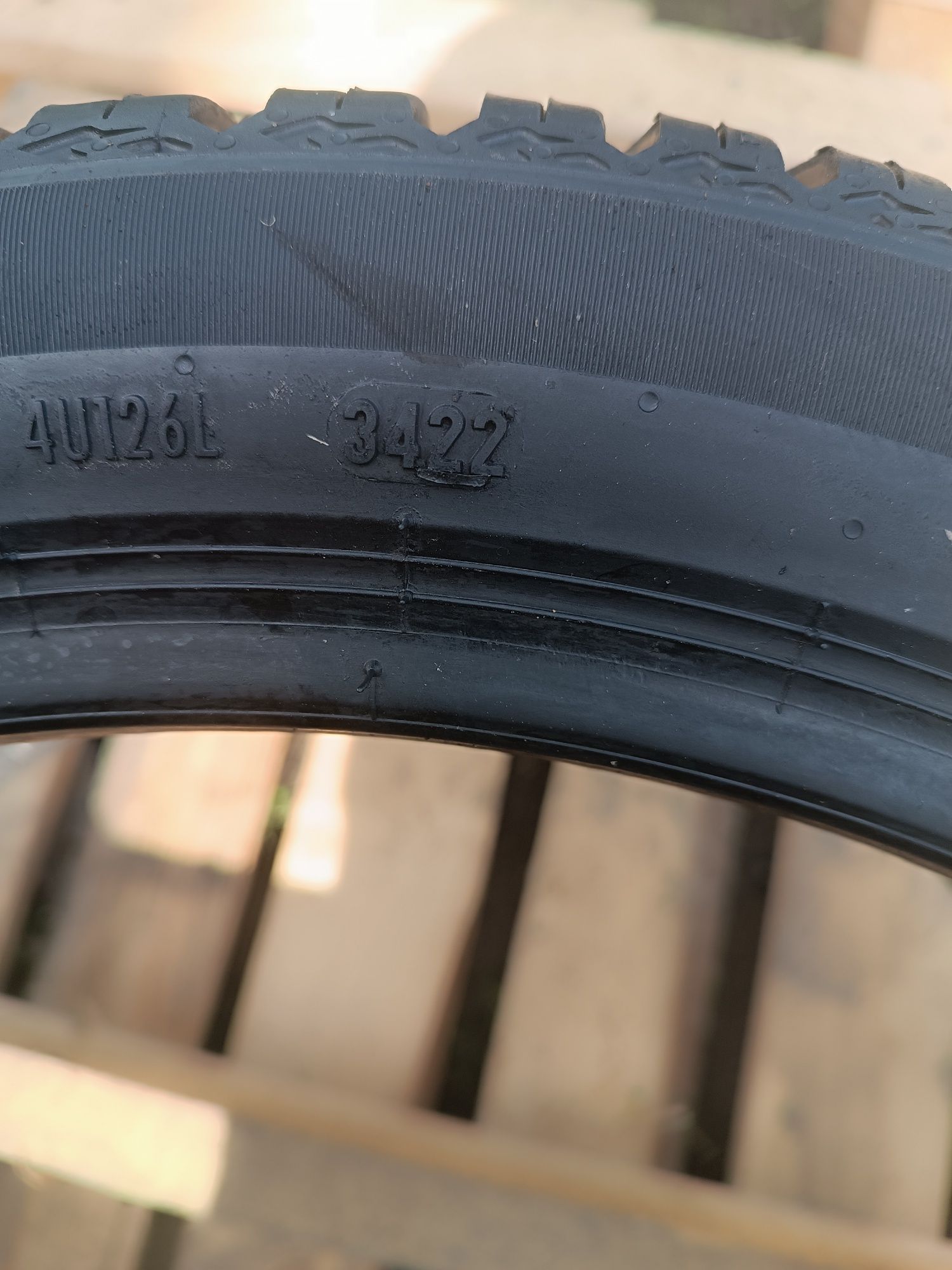 Sprzedam Oponę pojedynczą 225/40 r18 Pirrelli