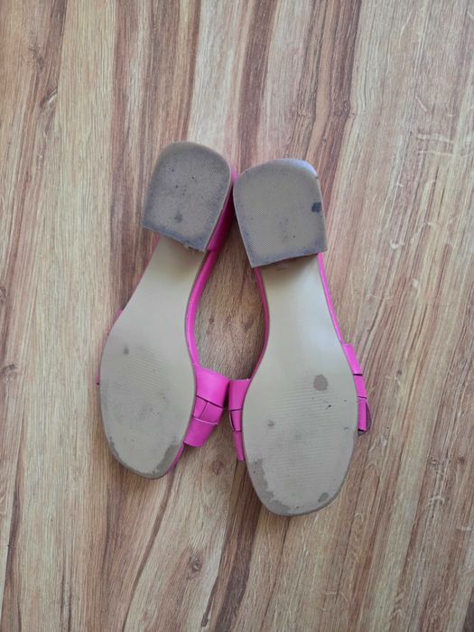 Różowe klapki Wittchen
Różowe klapki Wittchen