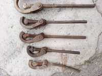 Ключ накидной  трубный серьезный инструмент для мужчины