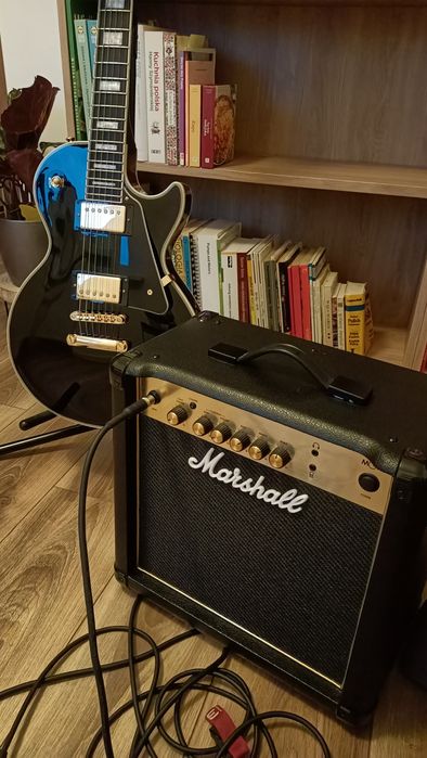 Wzmacniacz gitarowy Marshall MG15G 15W