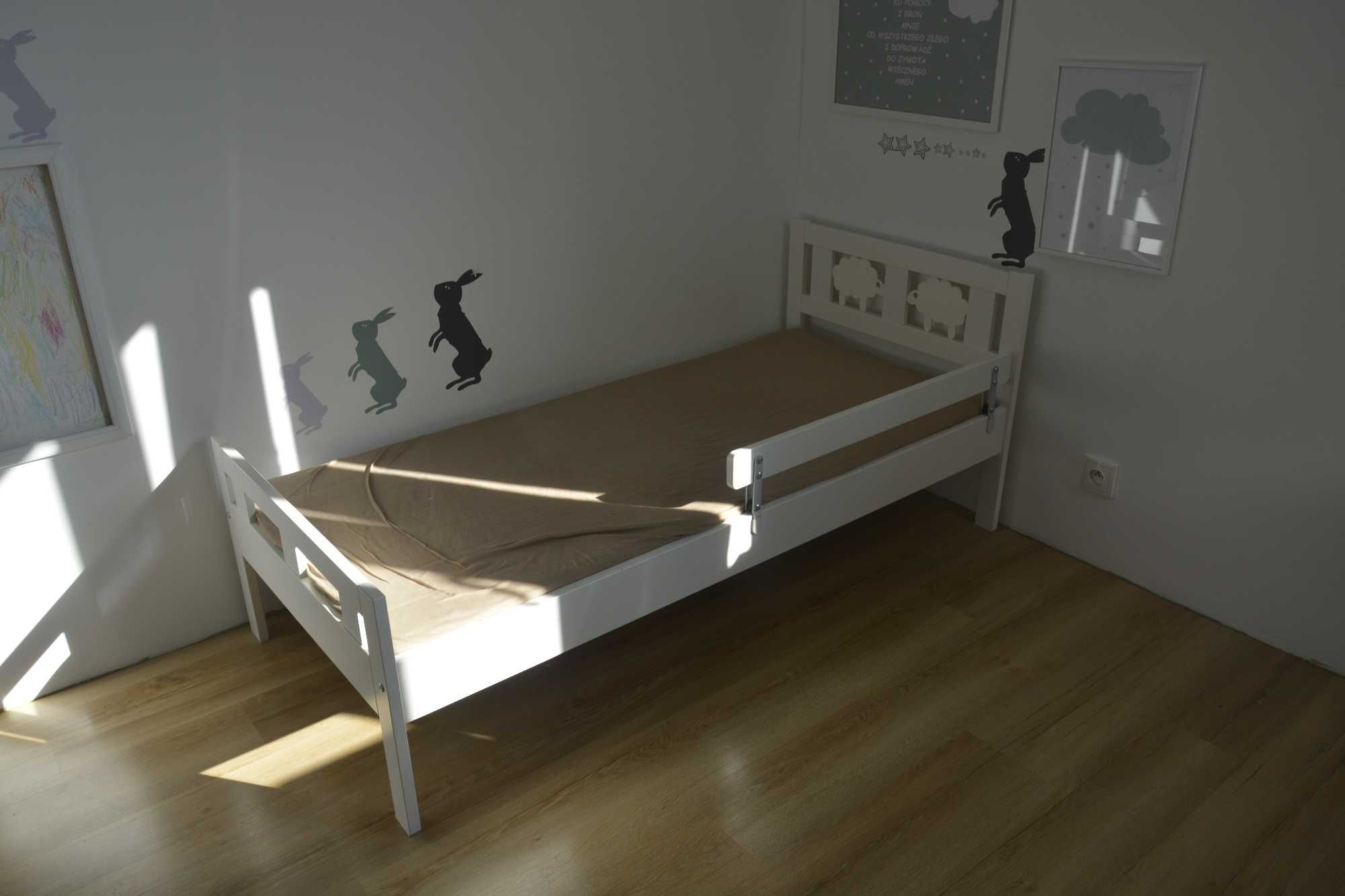 Łóżko KRITTER + materac + ochraniacz, rozmiar 70x160 cm - Straszyn