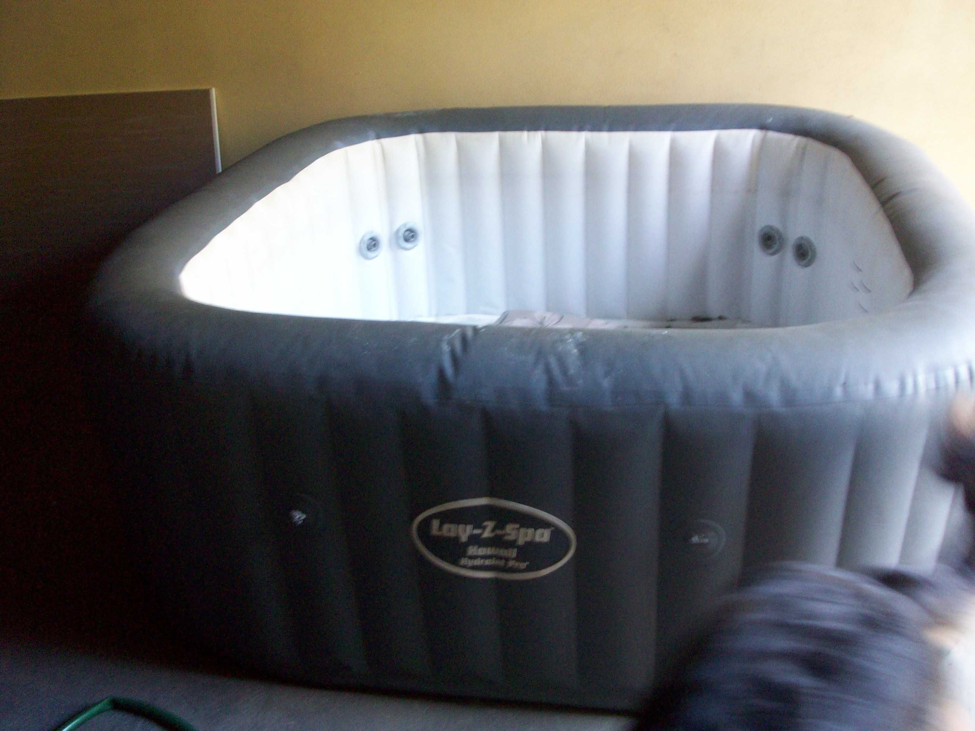 Sprzedam jacuzzi ogrodowe 4 osobowe