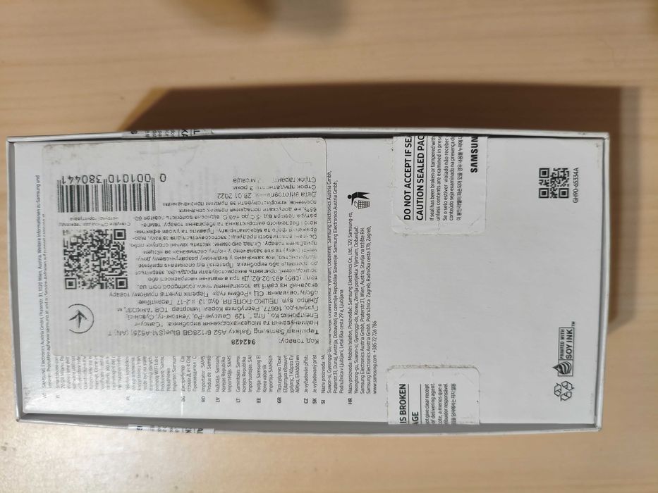 Самсунг А52 б/у отличное состояние