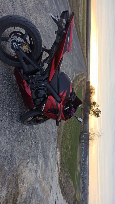 Honda cbr 600rr pc37 2004r.