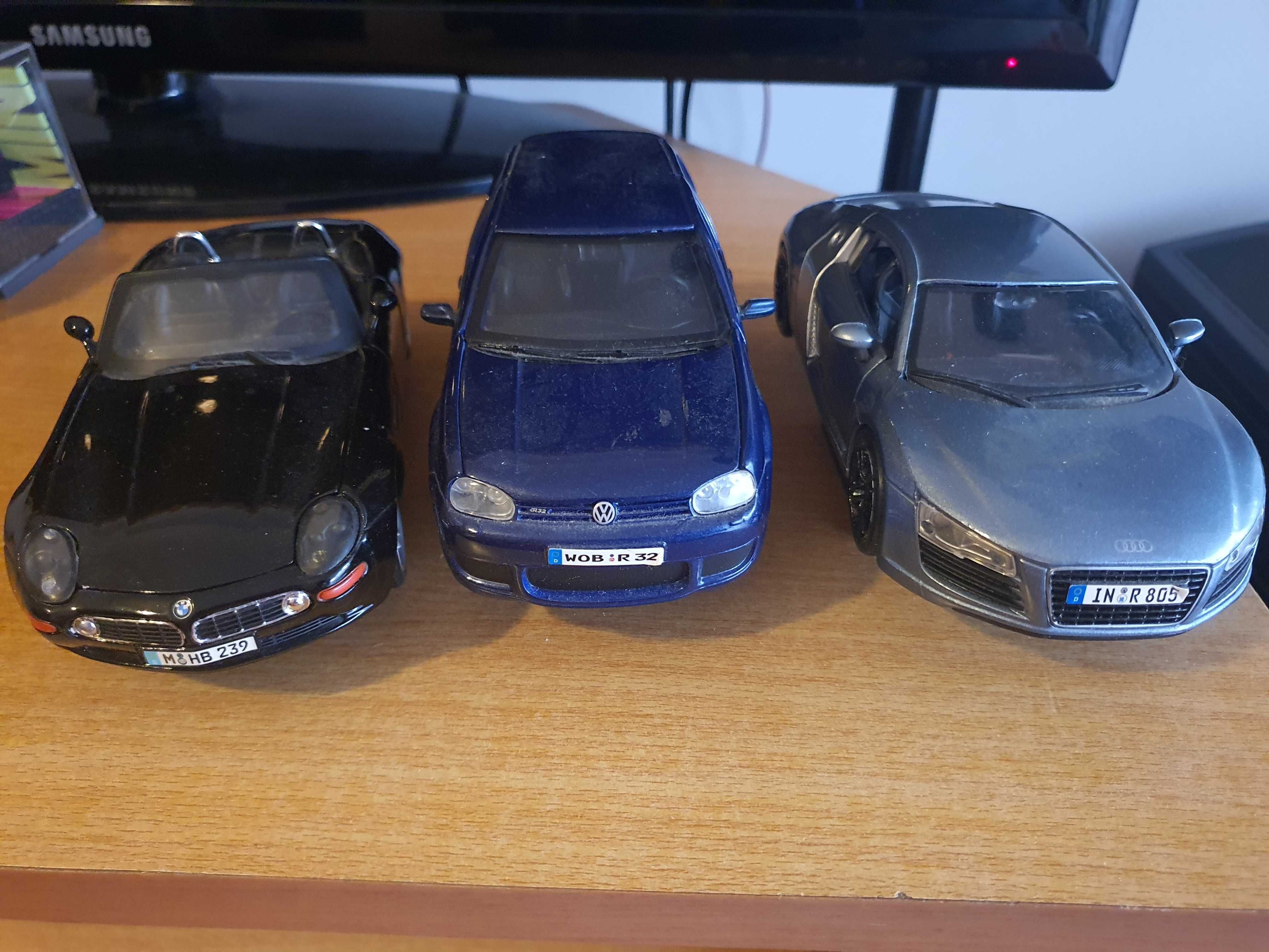 Miniaturas 1:24 Burago audi R8/bmw Z preço unidade