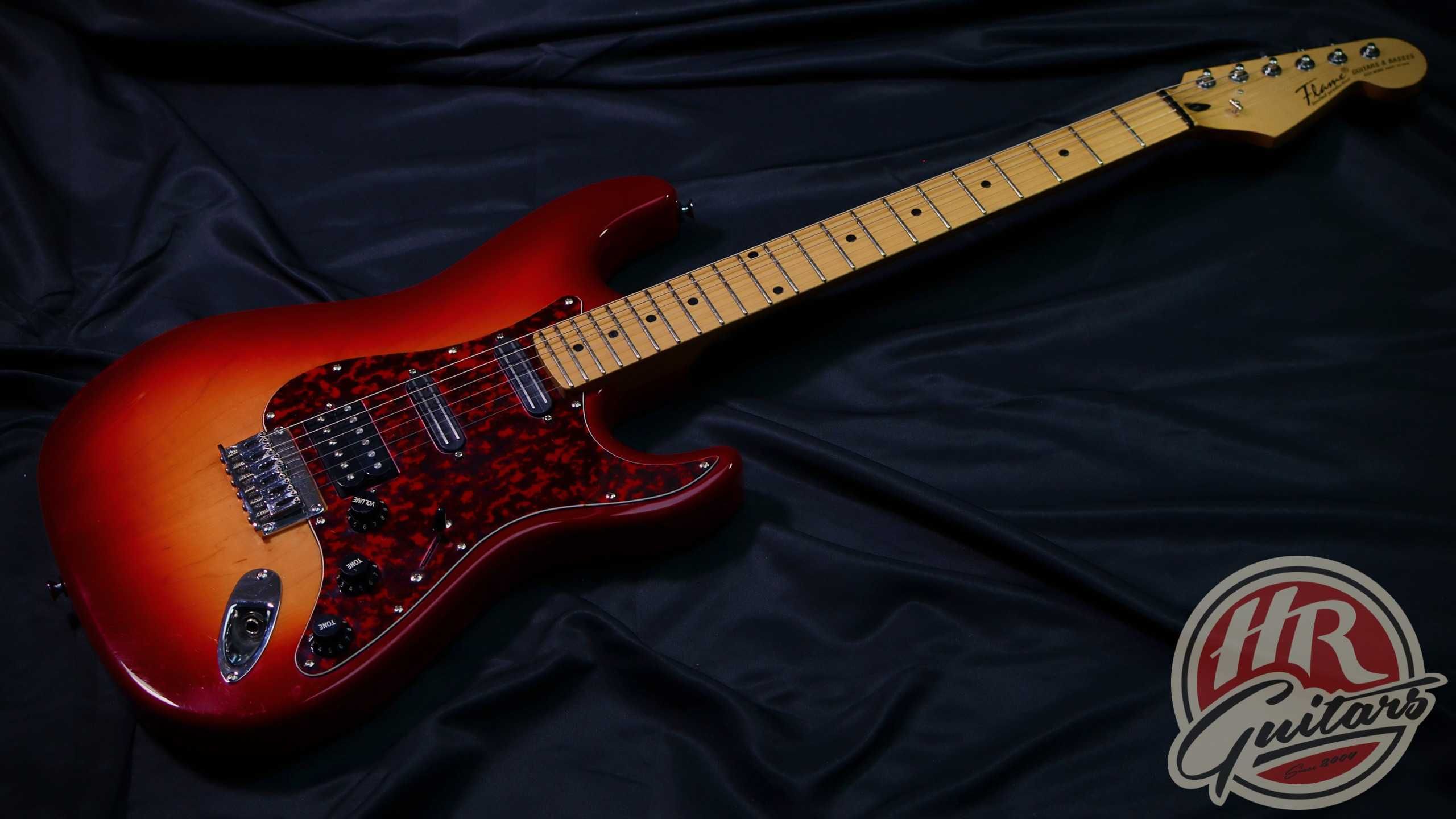 Flame Elite Series Bell Stratocaster, pickupy APG, bl klucze Gotoh