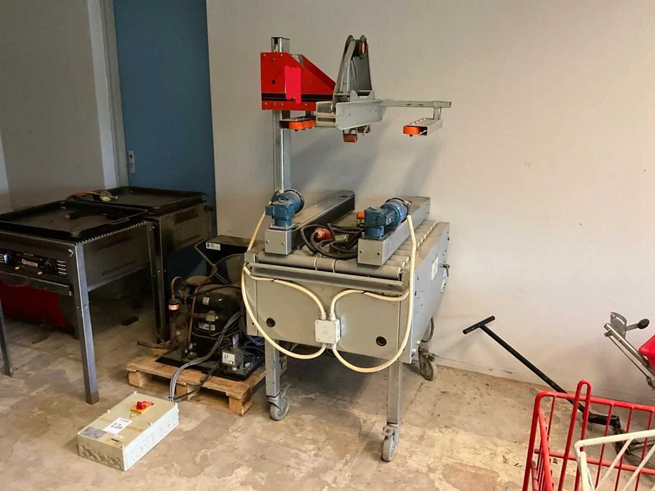 Zaklejarka do kartonów SOCO SYSTEM T-10