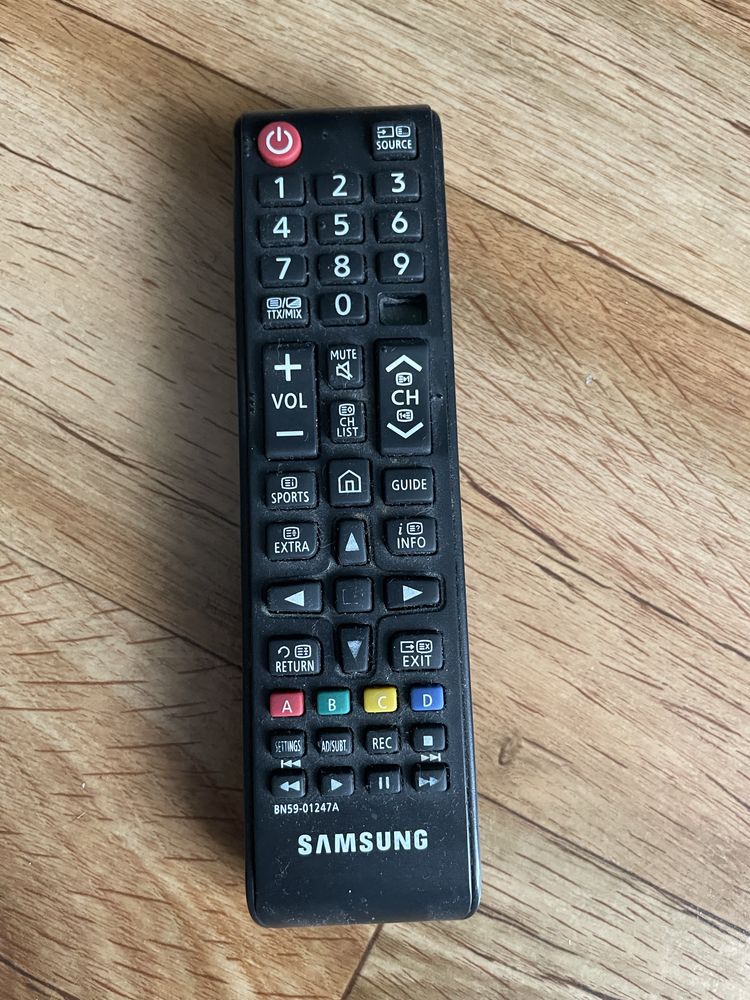 Telewizor LED Samsung UE40J5200AW 40" Full HD czarny, pudelko!