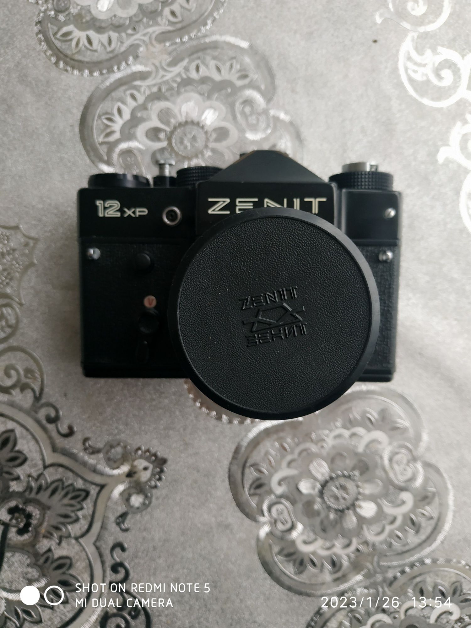 Aparat Zenit 12XP z dodatkami