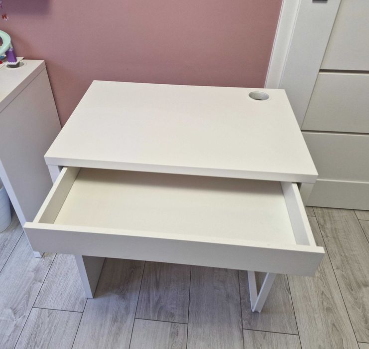 biurko MICKE ikea 73x50cm