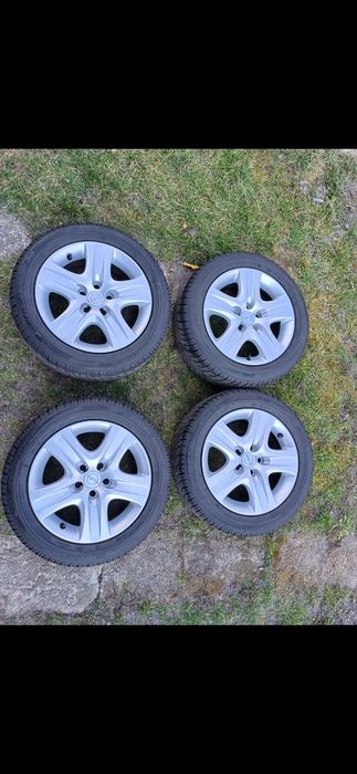 Opony zimowe kola 205/55/16 felgi kpl 4 szt