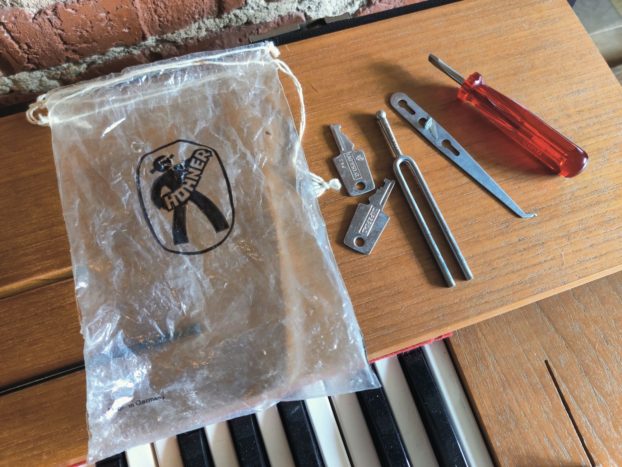 Hohner Clavinet D6 odnowiony fabryczny komplet
