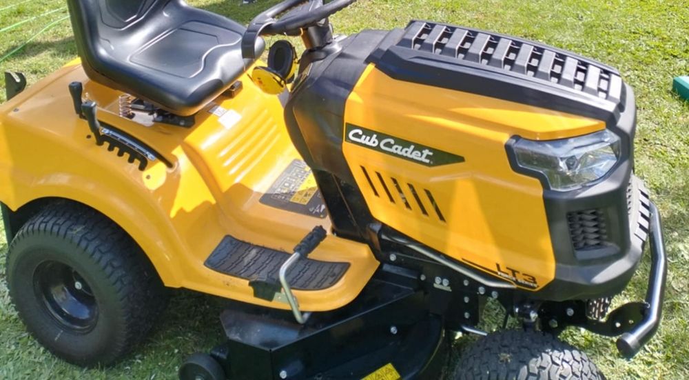 Traktorek Cub Cadet LT3