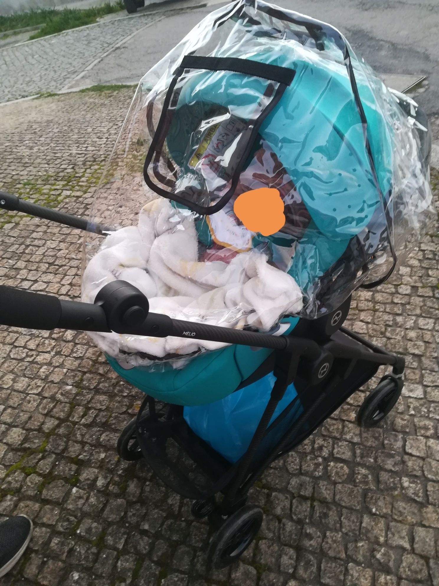 Ovo Cloud Z da Cybex em perfeito estado