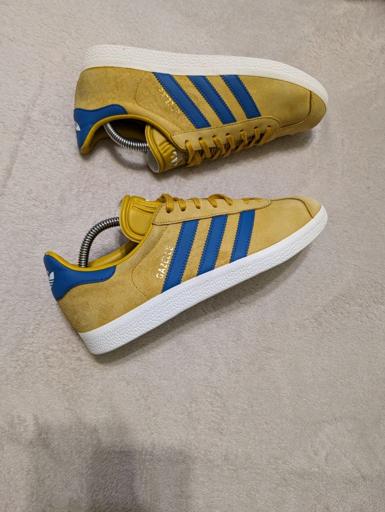 Кросівки Adidas gazelle 40р. 25.5см відмінний стан без нюансів все ціл