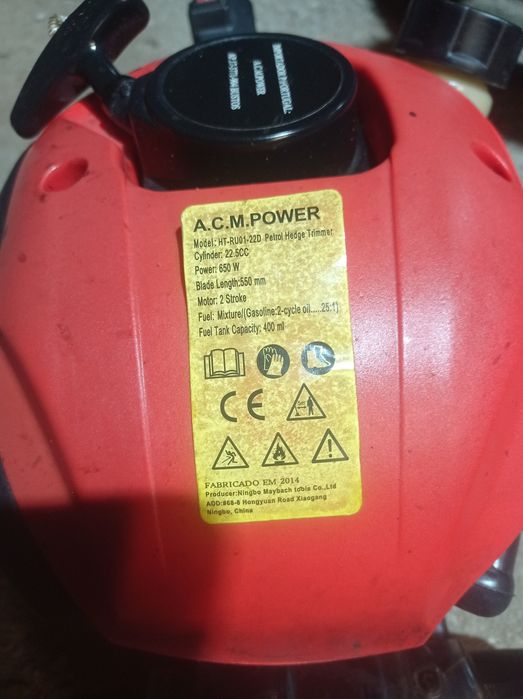 Corta sebes a gasolina