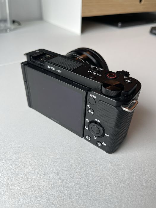 Aparat Sony ZV-E10 | Samo body |Stan idealny, jak nowy | Mały przebieg