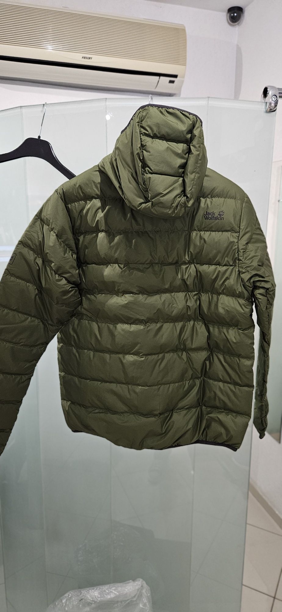 Пуховик Jack Woltskin Helium . Розмір XL