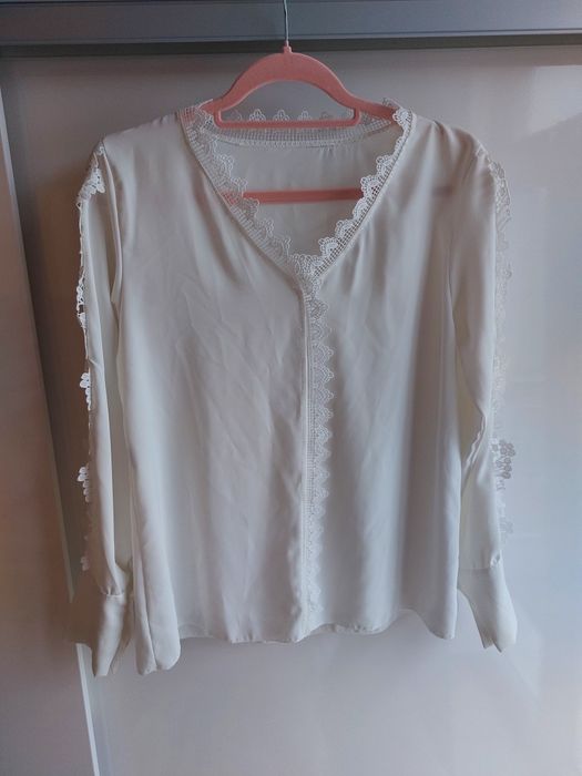 Biała elegancka bluzka z koronką dekolt V boho M L biała śmietankowa