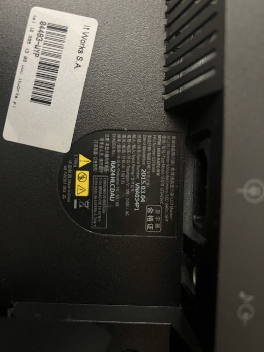 Zestaw 2 monitorów: Lenovo ThinkVision P24h-2L + BenQ DL2215 – sprawne