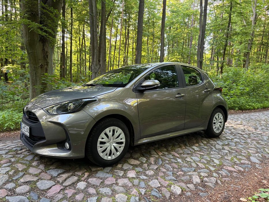 Toyota Yaris (Mazda 2) 1.5 Hybryda