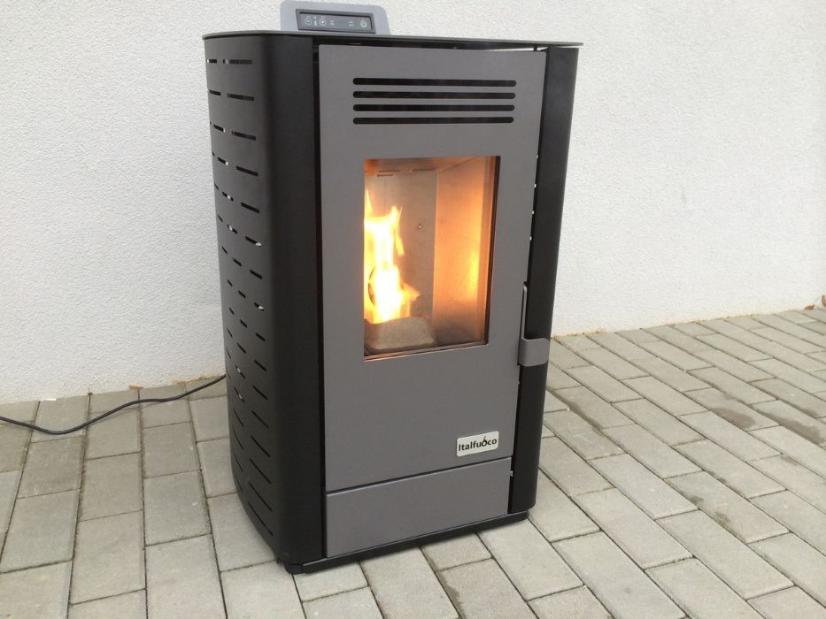 Nowy piec, kominek na pellet Artel Julia Next 7,8 kW Ecodesign, cichy