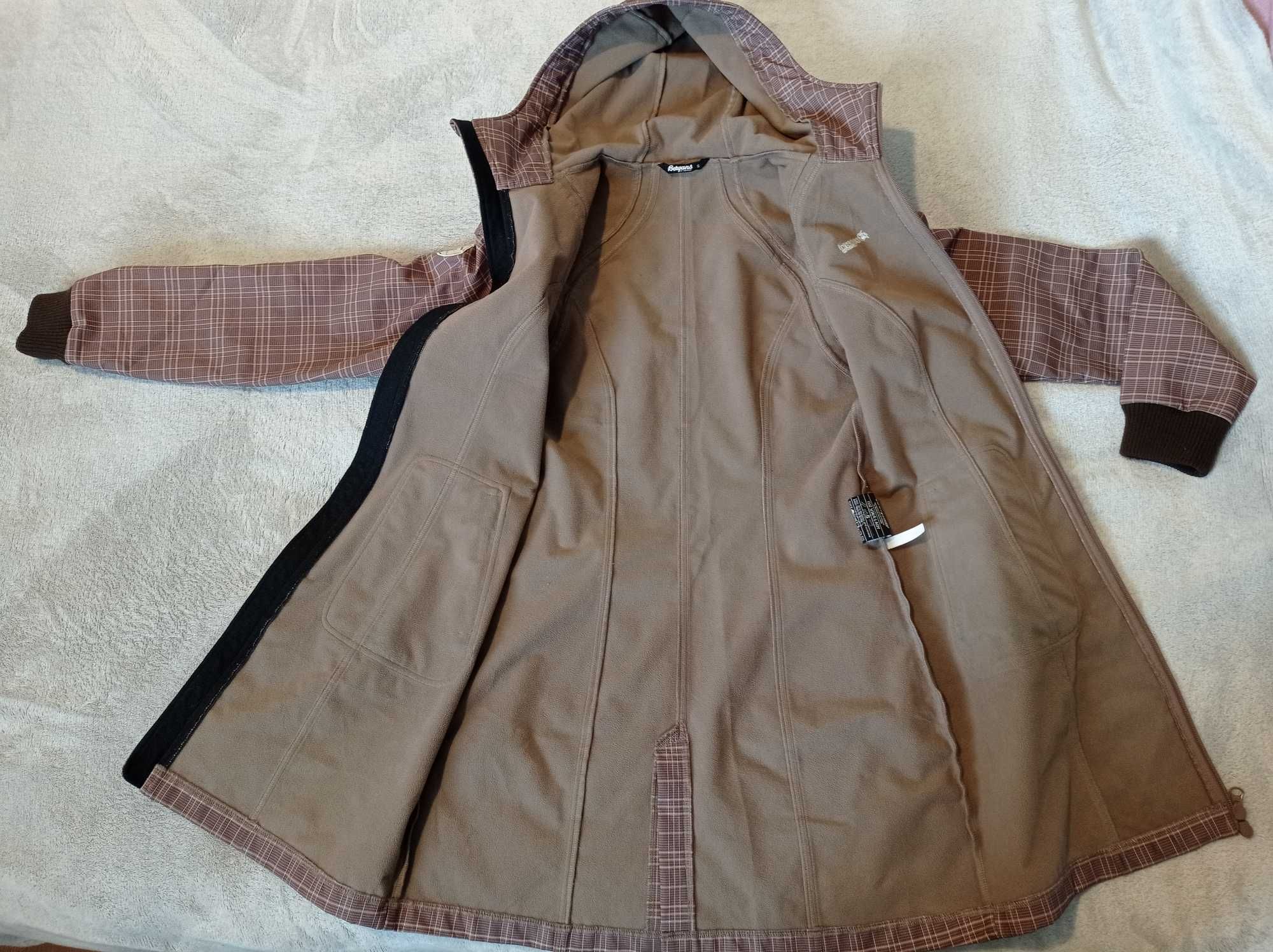 Kurtka softshell Bergans of Norway 1512 Vika Lady - rozmiar S