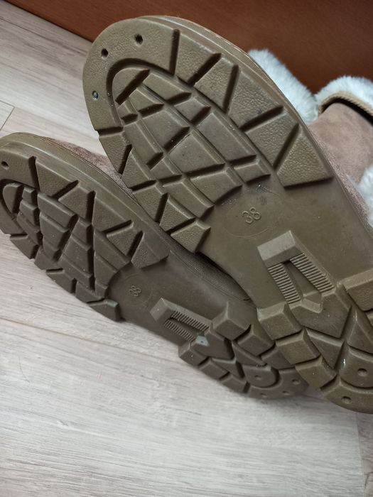 UGG Зимові чоботи уггі уггі 38 розмір