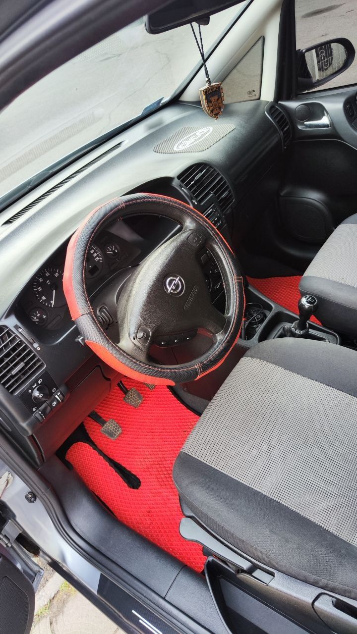 Продам OPEL Zafira