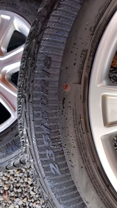 Koła komplet felg RH z oponami Zima SUV 235/60/R18 Nexen WinGuard