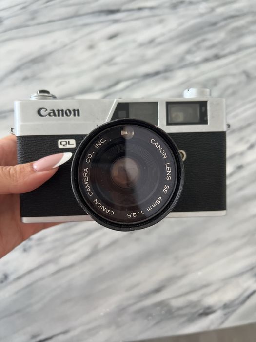 Canon Canonet QL-25