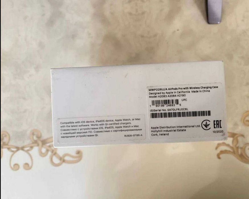 Навушники Apple AirPods Pro