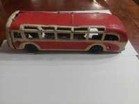 Autocarro antigo brinquedo português
