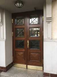 Renowacja drzwi, okien , schodów