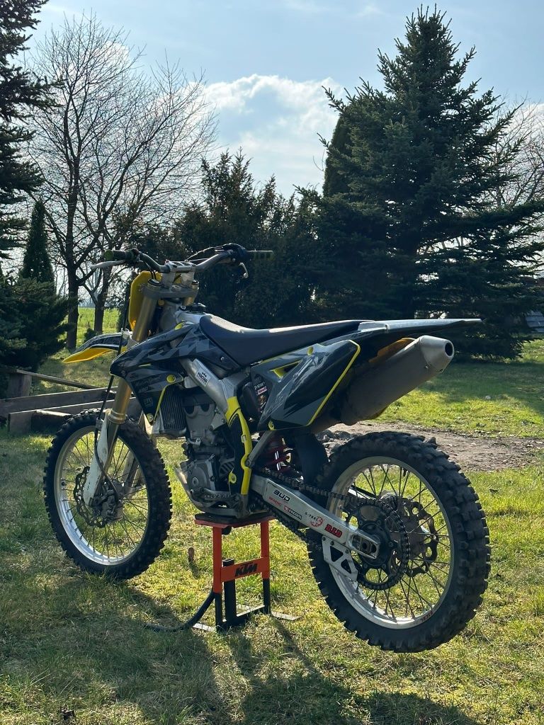 Suzuki RMZ 450 '11. (kxf,yzf,crf,sxf,yz,cr,sx,kx,rm) (125,250)