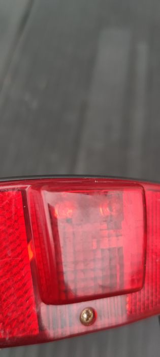 Lampa 2x LED tylna, używana na dynamo.