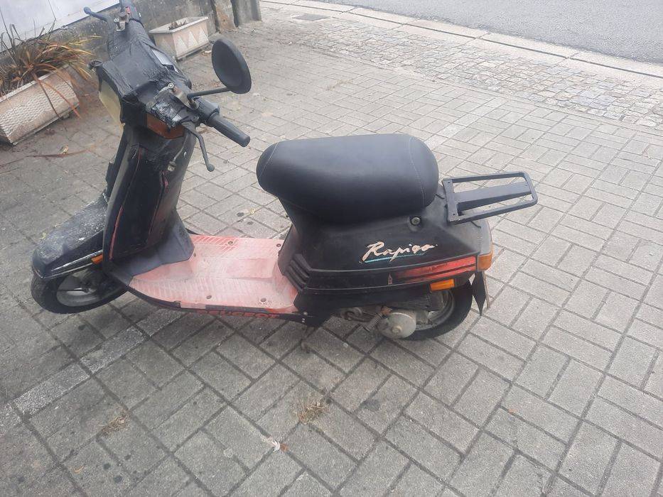 Vendo mota Peugeot