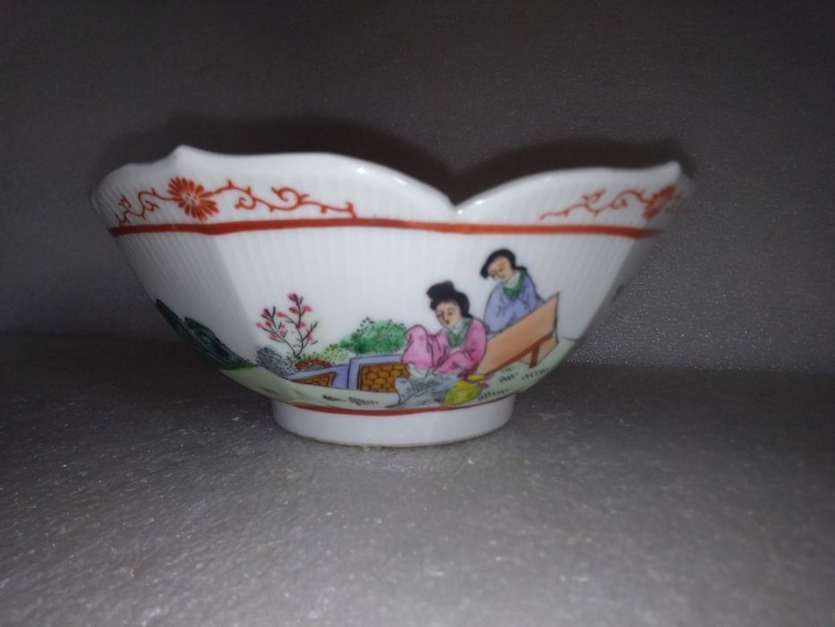 Antiga Taça Porcelana Chinesa