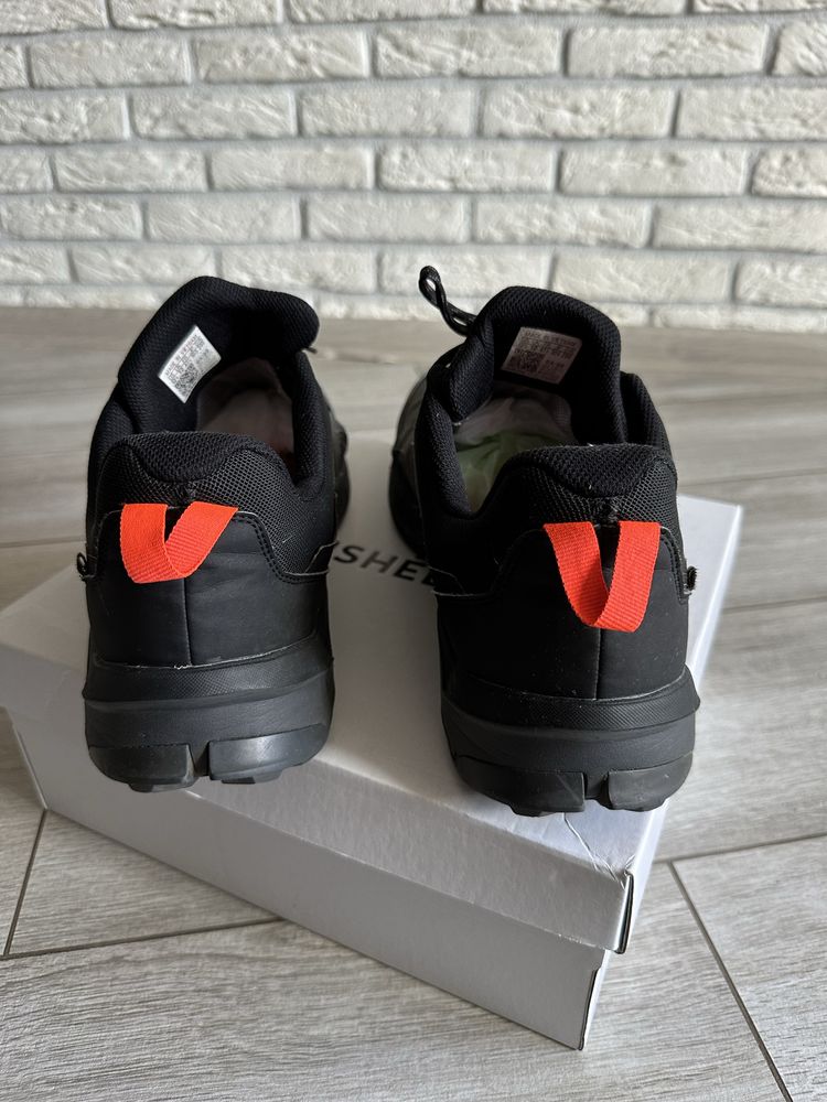 Кросівки Adidas Terrex